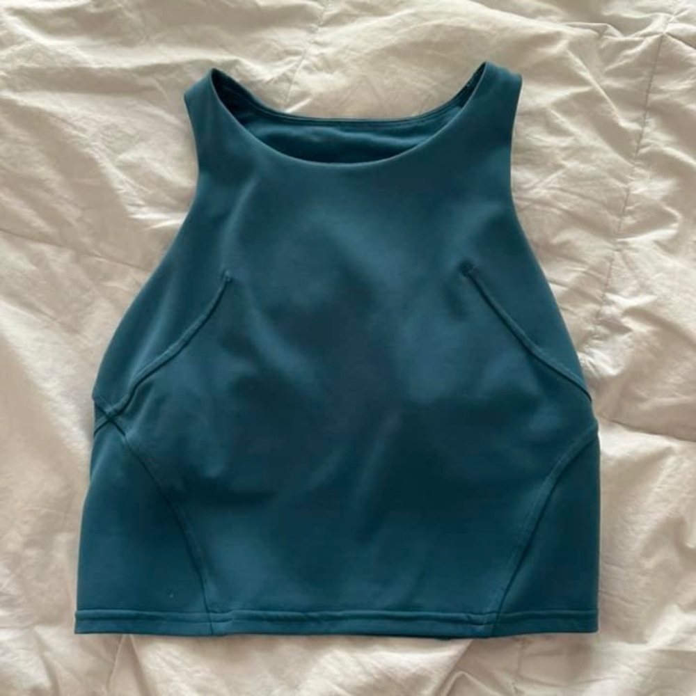 Lululemon invigorate tank. Teal size 6.